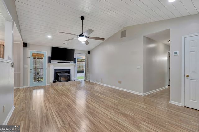 60 Merideth Trace, Sharpsburg, GA 30277