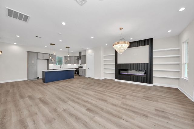 1603 Sylvester Road, Houston, TX 77009