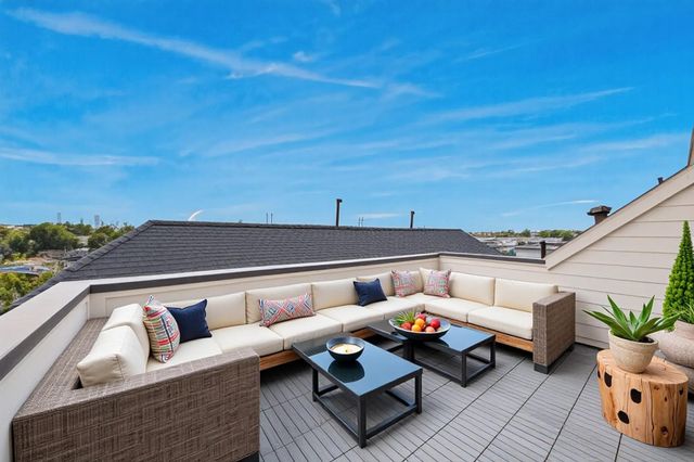 1603 Sylvester Road, Houston, TX 77009