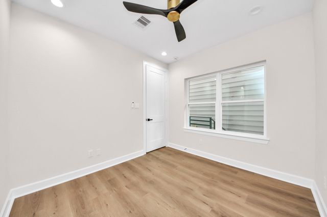 1603 Sylvester Road, Houston, TX 77009