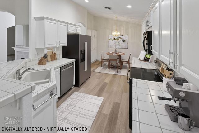 5136 Dreamgarden Loop, Roseville, CA 95747