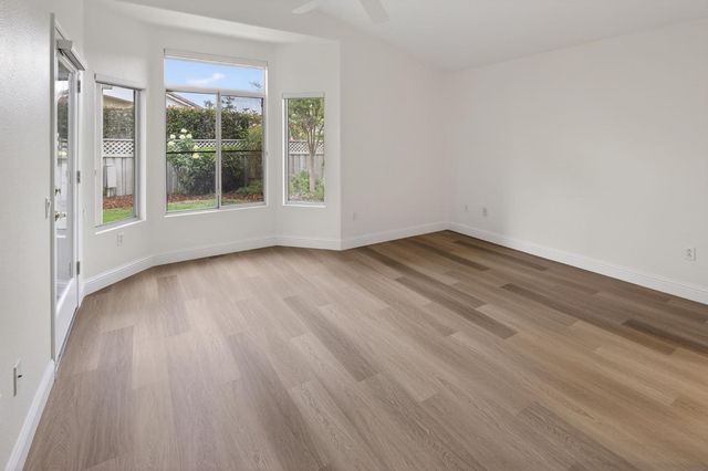 5136 Dreamgarden Loop, Roseville, CA 95747