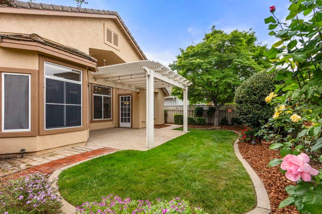 5136 Dreamgarden Loop, Roseville, CA 95747