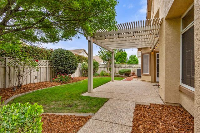 5136 Dreamgarden Loop, Roseville, CA 95747