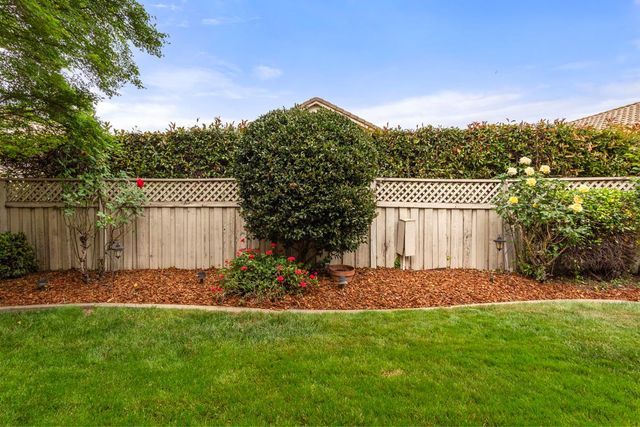 5136 Dreamgarden Loop, Roseville, CA 95747