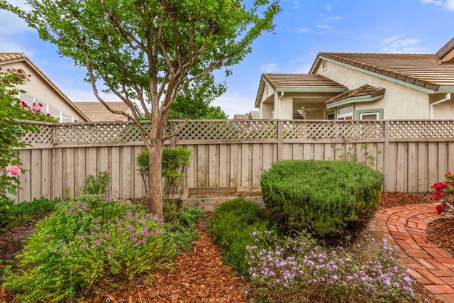 5136 Dreamgarden Loop, Roseville, CA 95747