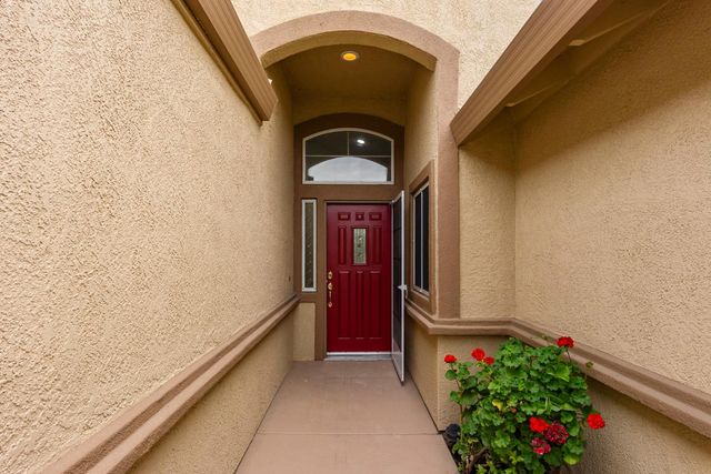 5136 Dreamgarden Loop, Roseville, CA 95747