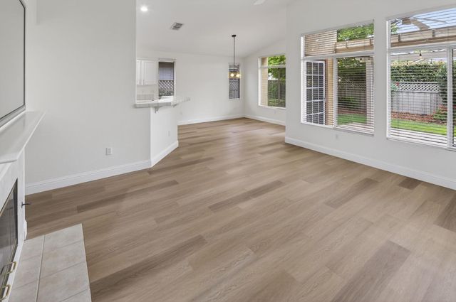 5136 Dreamgarden Loop, Roseville, CA 95747