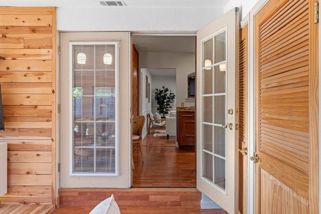 6005 Beech Ave, Orangevale, CA 95662