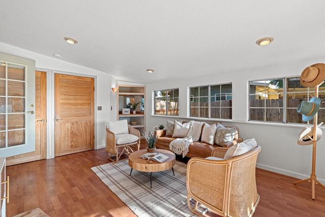 6005 Beech Ave, Orangevale, CA 95662