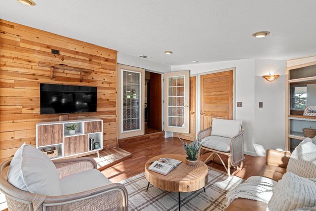 6005 Beech Ave, Orangevale, CA 95662