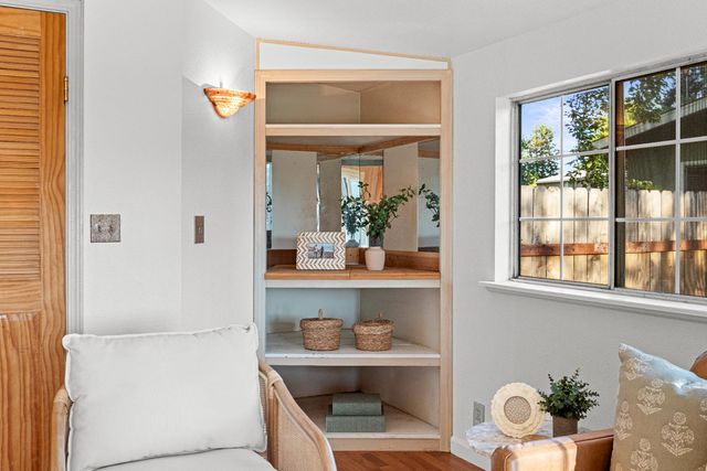 6005 Beech Ave, Orangevale, CA 95662