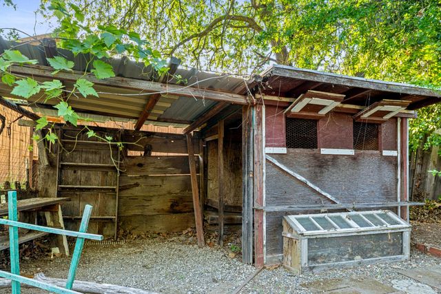 6005 Beech Ave, Orangevale, CA 95662