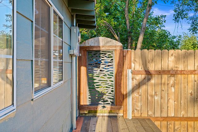 6005 Beech Ave, Orangevale, CA 95662