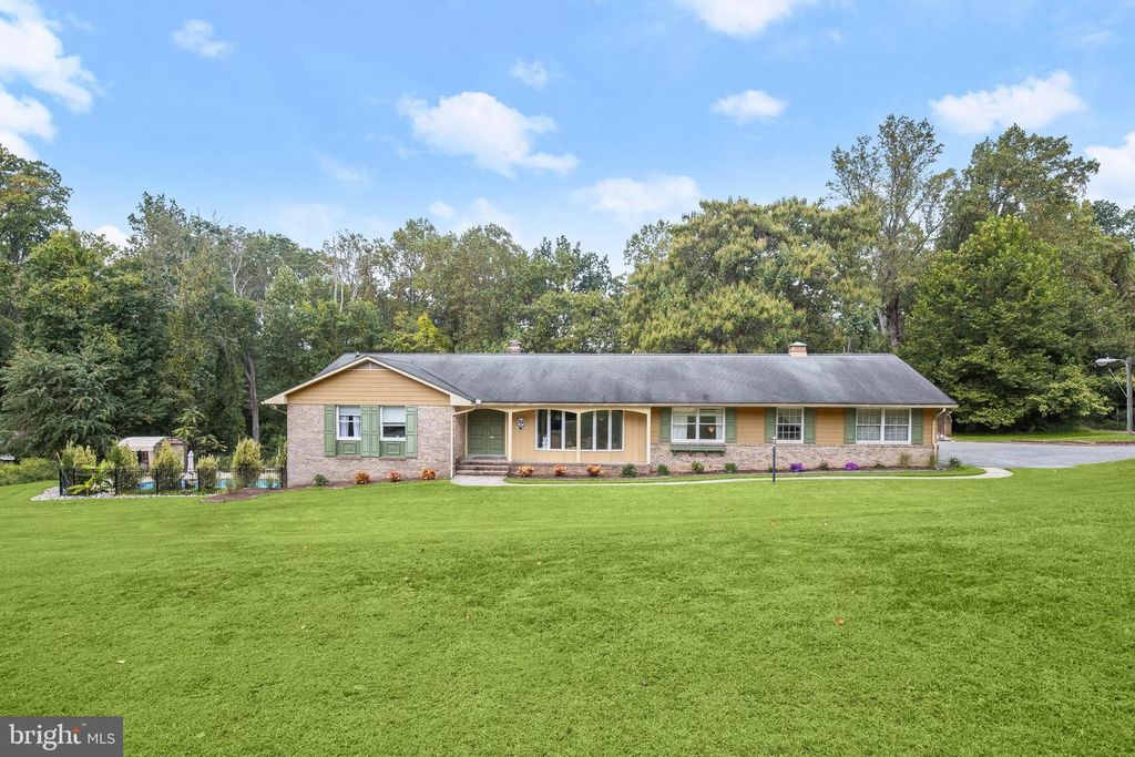 3900 FALLS RUN RD, Randallstown, MD 21133