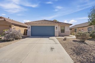 65 W HOLSTEIN Trail, San Tan Valley, AZ 85143