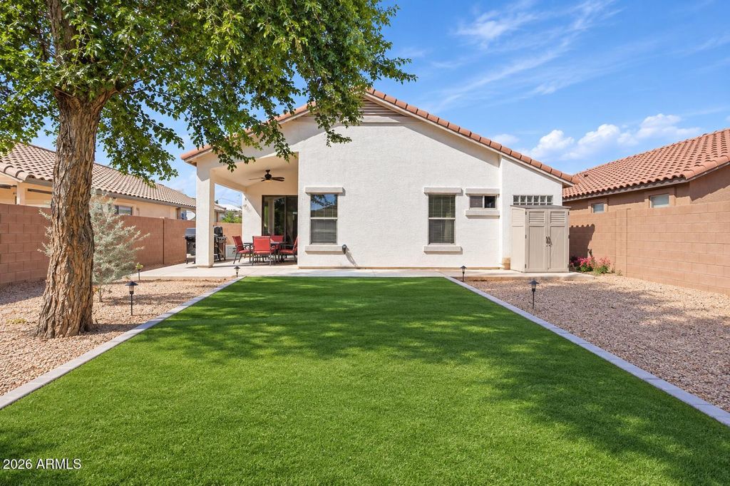 65 W HOLSTEIN Trail, San Tan Valley, AZ 85143 — photo 2