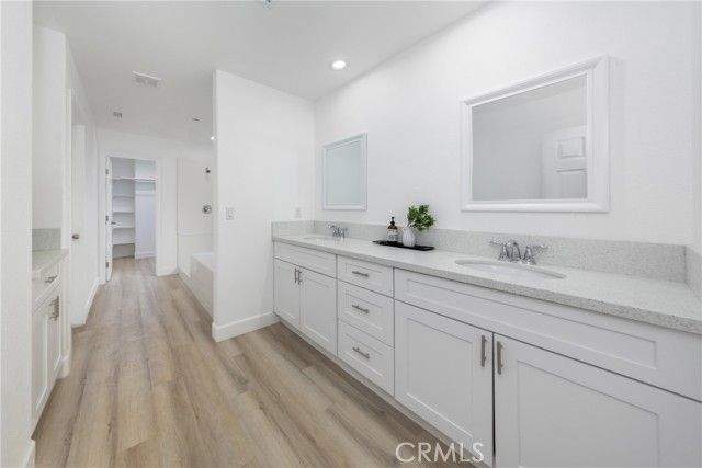 16241 Chestnut Street, Hesperia, CA 92345