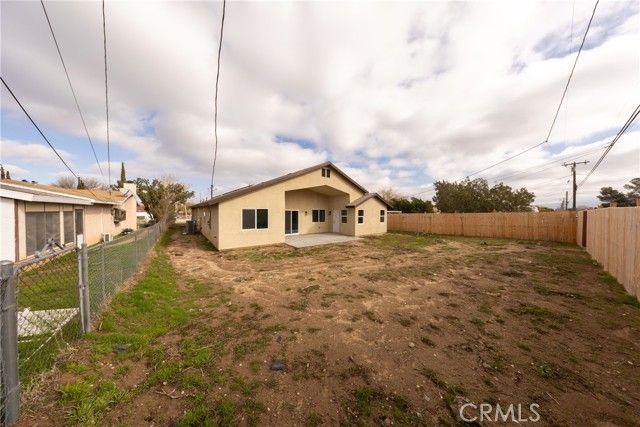 16241 Chestnut Street, Hesperia, CA 92345