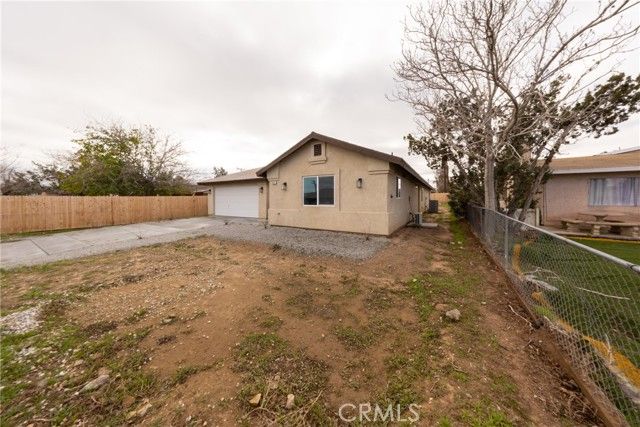 16241 Chestnut Street, Hesperia, CA 92345
