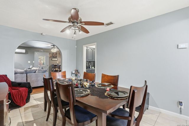 3110 CHAMITA ST, San Antonio, TX 78211