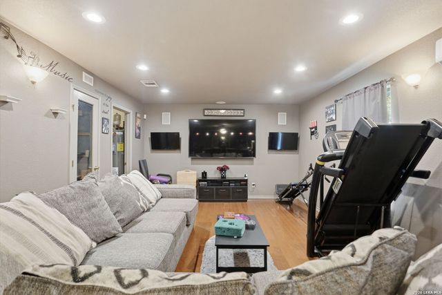 3110 CHAMITA ST, San Antonio, TX 78211