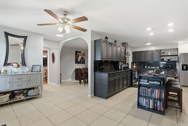 3110 CHAMITA ST, San Antonio, TX 78211