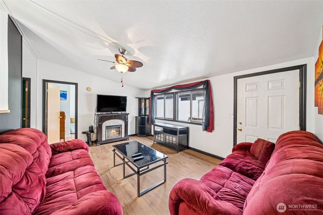 33422 192nd Avenue SE #64, Auburn, WA 98092