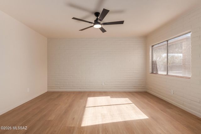 3960 E Flower St Apt 11, Tucson, AZ 85712