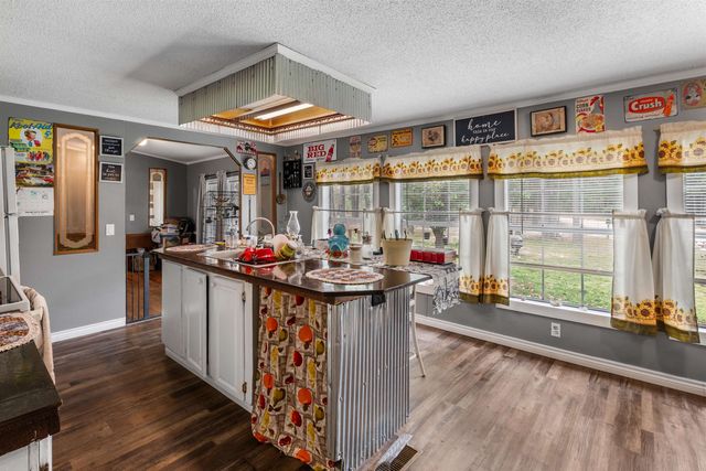 335 Ballard Lane, Oxford, AR 72565