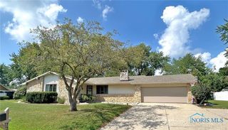 726 Crestview Avenue, Bryan, OH 43506