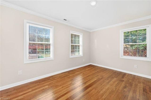 1256 Cloister Drive, Winston-salem, NC 27127