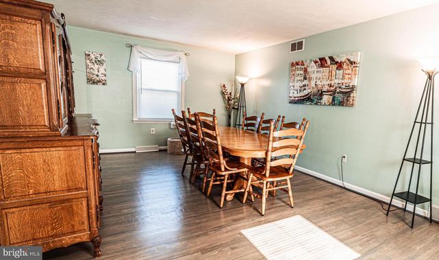 104 JUNIPER DR, Mechanicsburg, PA 17055