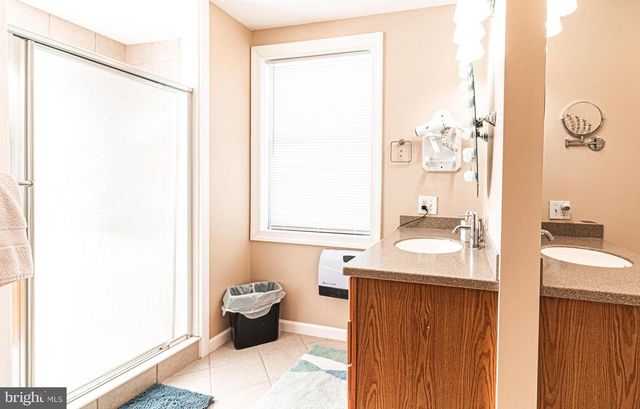 104 JUNIPER DR, Mechanicsburg, PA 17055