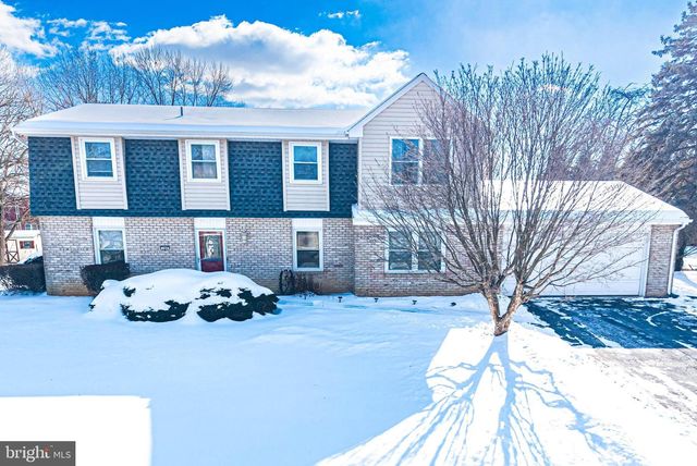 104 JUNIPER DR, Mechanicsburg, PA 17055