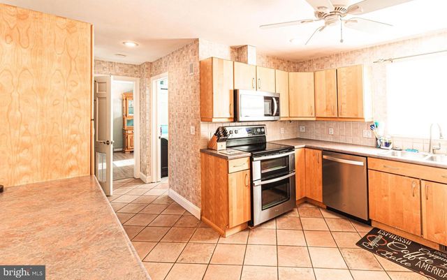 104 JUNIPER DR, Mechanicsburg, PA 17055