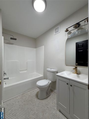 167 N 5th 2, Paterson, NJ 07522