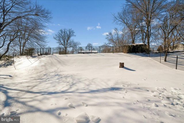 12705 WINDBROOK DR, Clinton, MD 20735