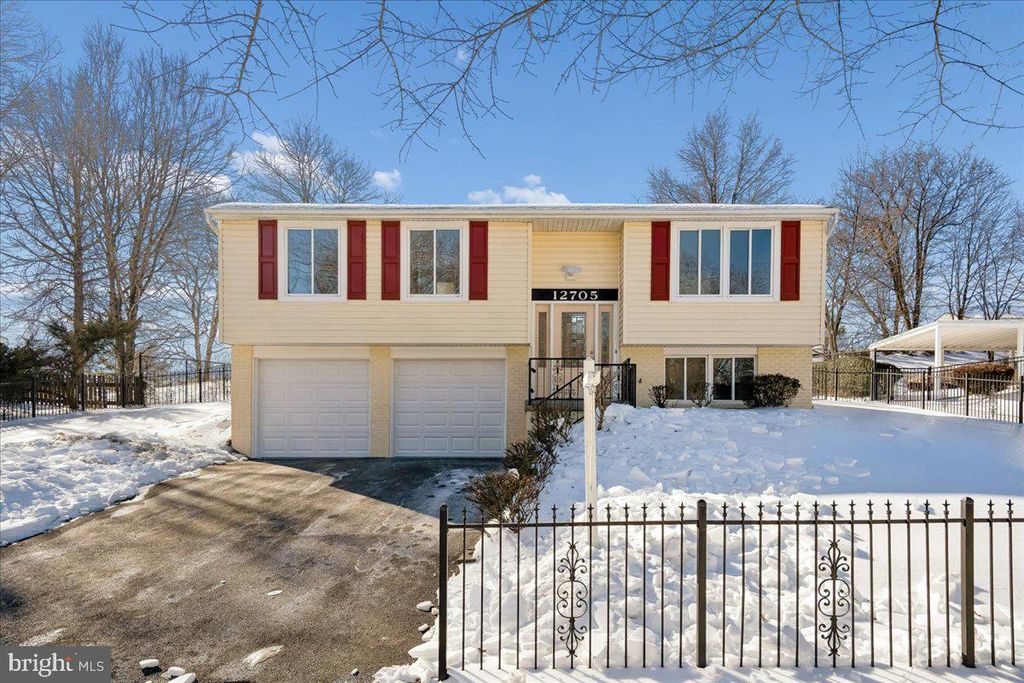 12705 WINDBROOK DR, Clinton, MD 20735