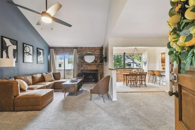 4114 PINELAKE LANE 202, Tampa, FL 33618