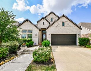 15107 Red Buckeye Drive, Cypress, TX 77433
