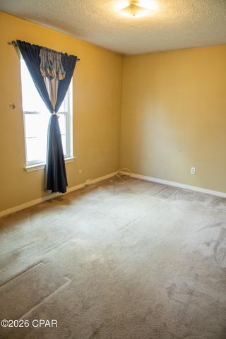 7006 E Fox Court, Panama City, FL 32404