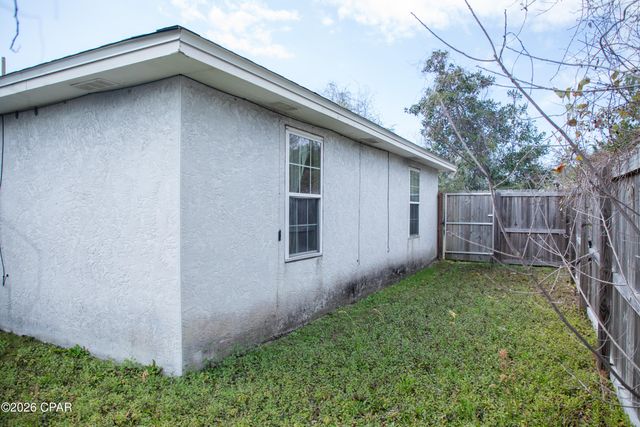 7006 E Fox Court, Panama City, FL 32404