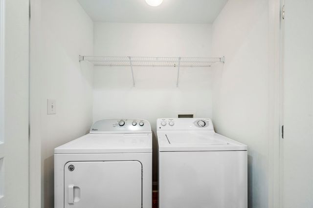 1725 Harvey Mitchell Parkway S 2125, College Station, TX 77840
