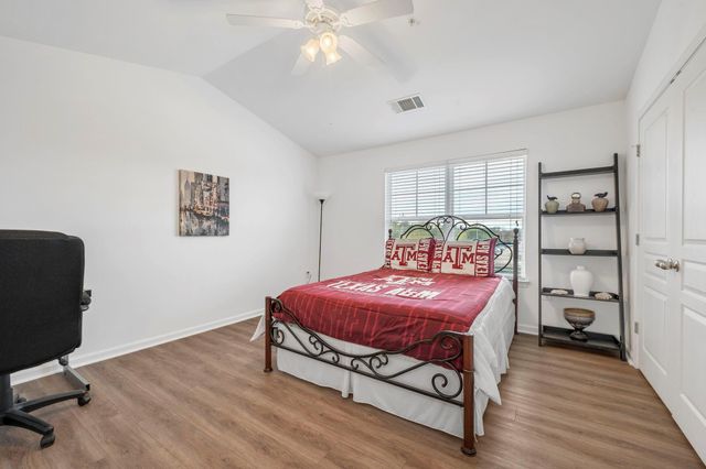 1725 Harvey Mitchell Parkway S 2125, College Station, TX 77840