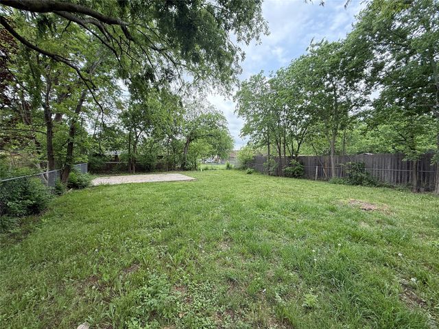 1624 Roy Street, Gainesville, TX 76240