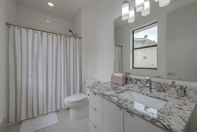 2516 Pease Street, Houston, TX 77003