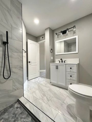 33 Vassar Aisle 21, Irvine, CA 92612
