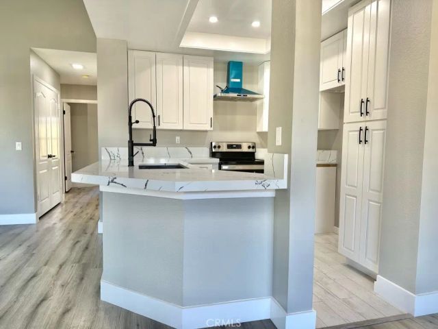 33 Vassar Aisle 21, Irvine, CA 92612