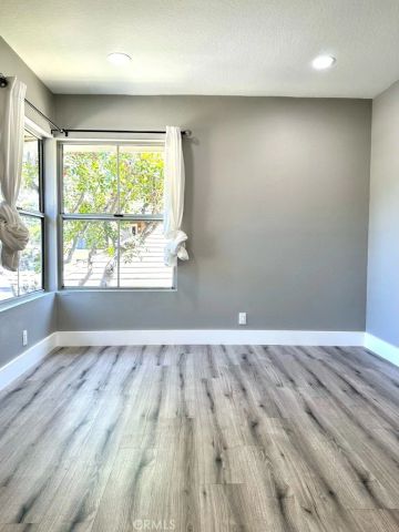 33 Vassar Aisle 21, Irvine, CA 92612